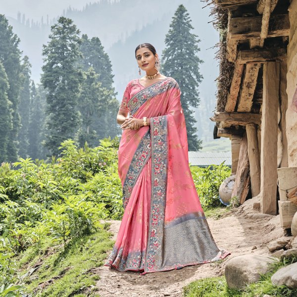 GET UP To 75 % OFF	