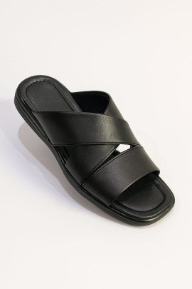 LeeRooy Lightweight Comfortable Indoor Outdoor Daily Use Casual Slides Slippers Sandals