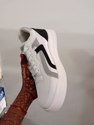 Mens Sports Shoes  Lightweight Mens Sneaker   Comfort   Style with Sports